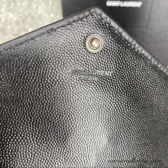 - Saint Laurent Monogram YSL Envelope Chain - Picture 10 of 11